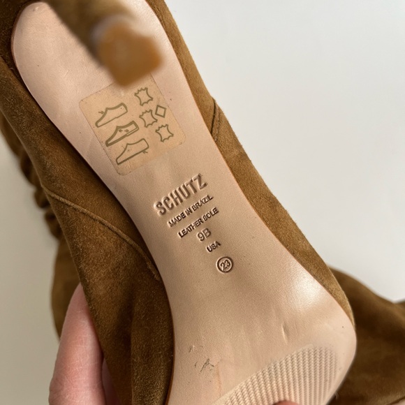 Elegant Brown Suede Women's Boots - Picture 9 of 9